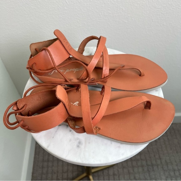 Free People Vacation Day Wrap Sandal Vachetta Tan Size 37.5 / US 6.5 - Picture 6 of 7